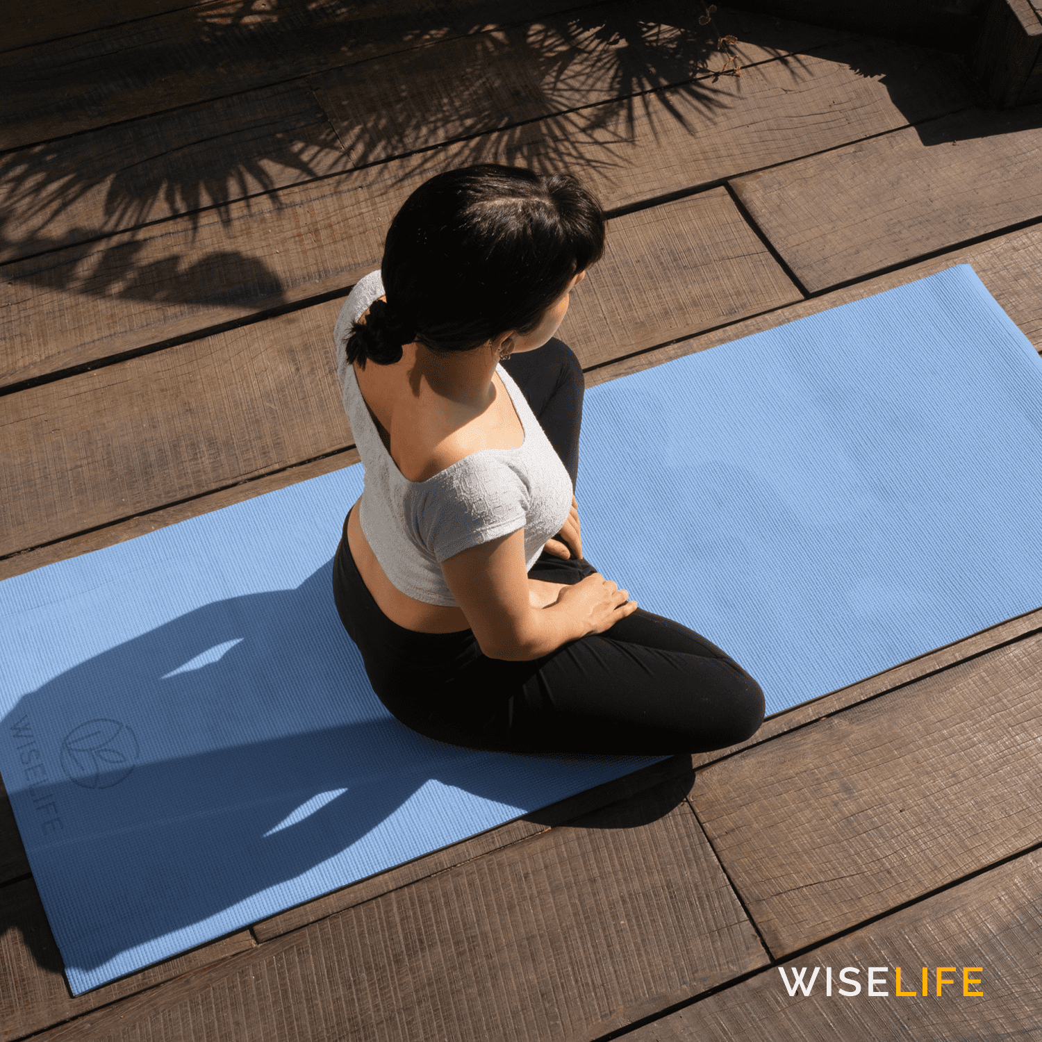 Wiselife yoga mat , dual layer yoga mat , yoga mat for women , yoga mat for men , yoga mat for women 6mm  , yoga mat for women 10mm thickness ,   yoga mat for women 10mm + thickness , yoga mat , mats