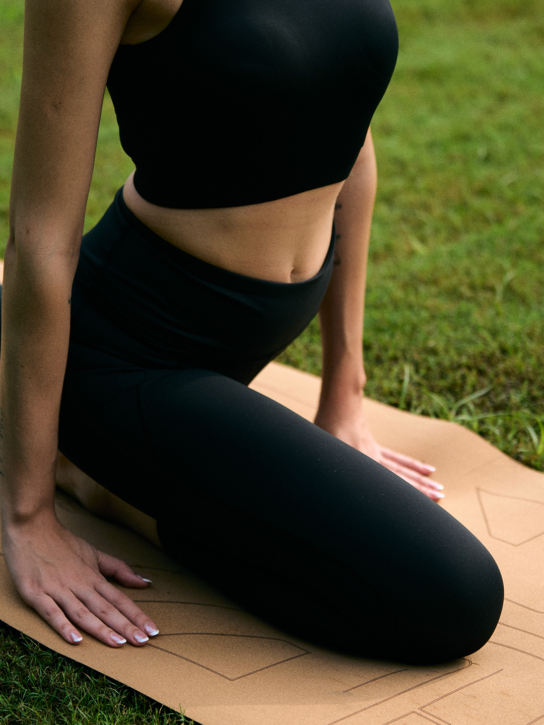 Wise Flare Yoga Legging (Black)